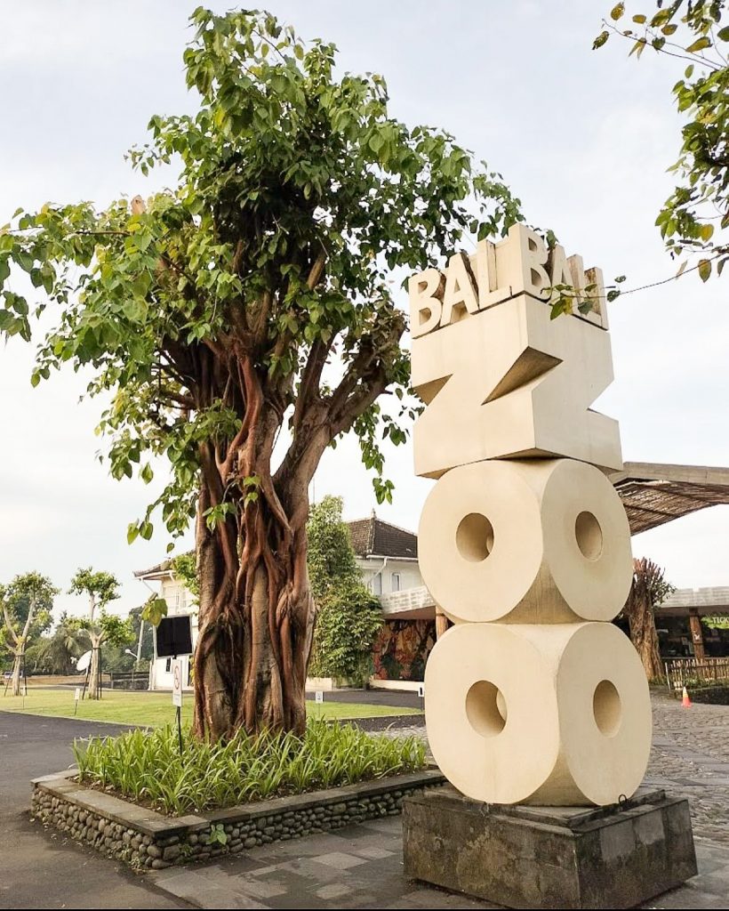 Animales del Zoo de Bali en familia
